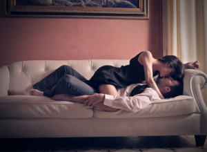 RAZOTKRIVENI MITOVI ŽENSKOG UŽITKA U KREVETU: Top 5 najvećih zabluda u koje se i dalje veruje!