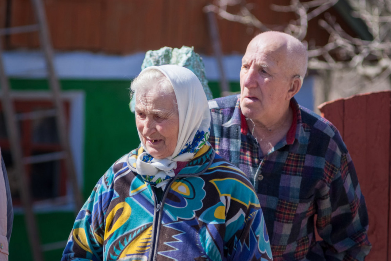 DECI SMO DALI SVE ŠTO SMO IMALI, A EVO ŠTA NAS JE SNAŠLO: Ispovest bake i deke kida srce, otkrili su šta im je uradila ćerka, a onda se sin oženio i usledilo je nešto još gore!