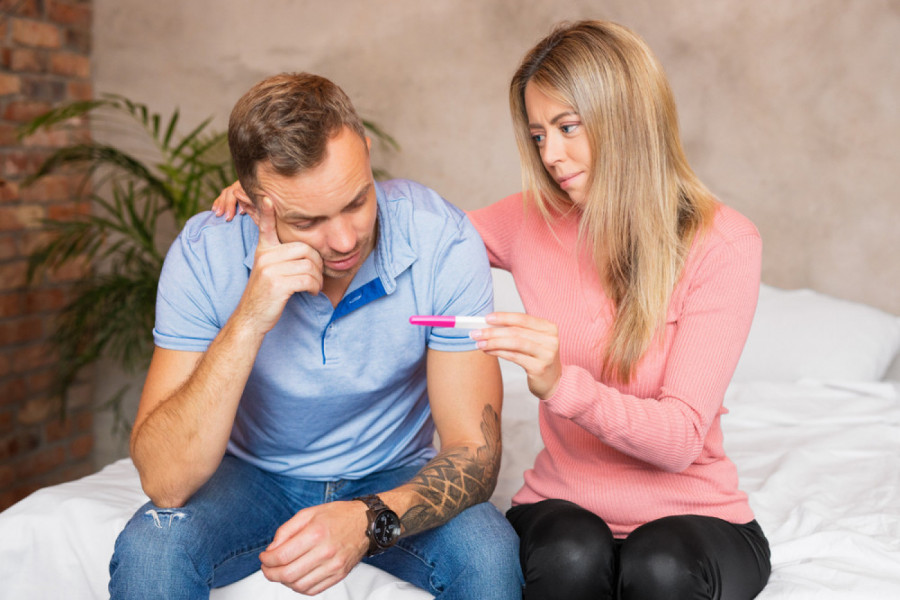 NAKON ŠTO SAM ZATRUDNELA DEČKO MI JE SAOPŠTIO ŠOK TAJNU: Godinama je ubeđivao da hoće porodicu krijući od nje svoje prave namere (FOTO)