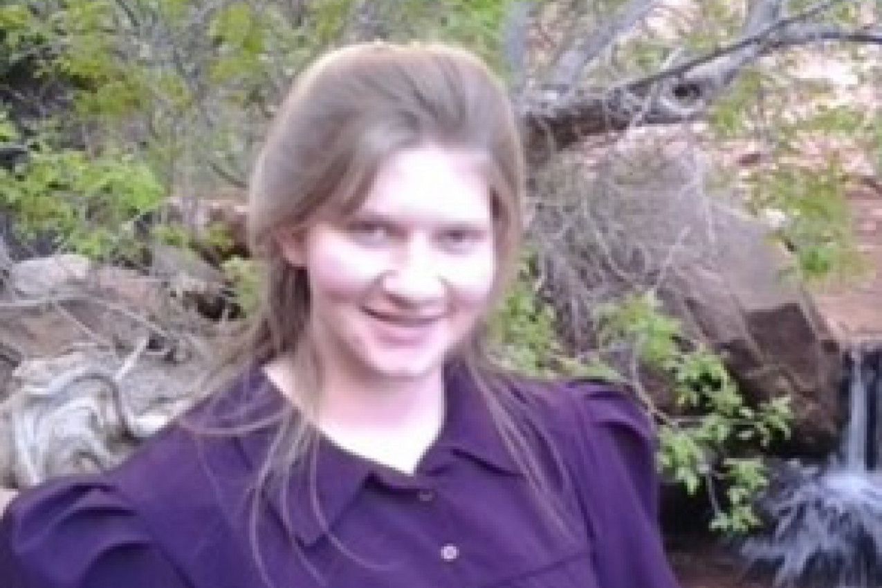 OVA DEVOJKA POBEGLA JE IZ PAKLA VERSKE SEKTE: Doživela je totalnu transformaciju, evo kako danas izgleda! (VIDEO)