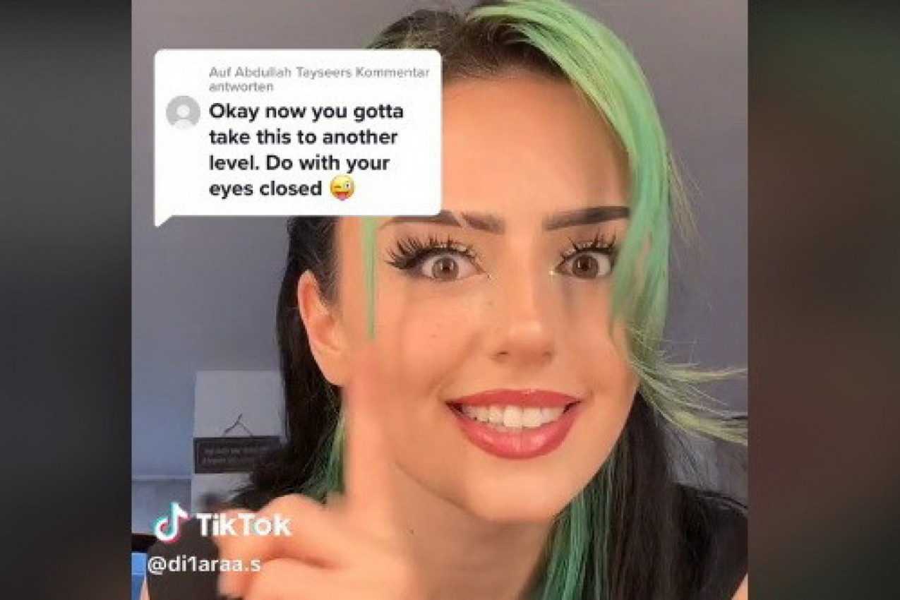 "URADI TO SLEDEĆI PUT SA POTPETICAMA": Stala je ispred kamere i počela da uvija kukovima, ono što je potom usledilo muškarce je bacilo u trans! (VIDEO)