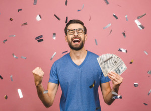 OVIM ZNACIMA HOROSKOPA SUĐEN JE DOBITAK NA LUTRIJI: Evo ko privlači novac poput magneta (FOTO)