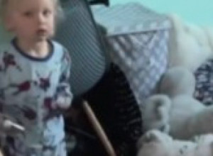 OSTAVILA JE DECU SAMU NA TRENUTAK, A ONDA JE PRIMETILA JEZIVU TIŠINU: Čudni koraci vodili su do dečije sobe, kada je otvorila vrata nastupio tajac, pa ŠOK! (FOTO/VIDEO)