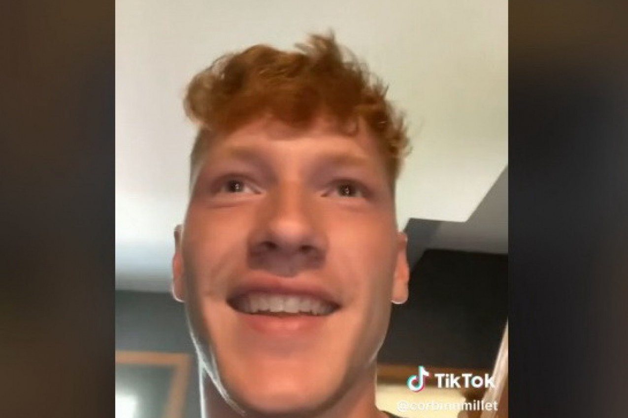 ODLUČIO JE DA UMESTO FRIŽIDERA UBACI U KUHINJU OVAJ APARAT: Kada je njegov otac to video bio je izbezumljen! (FOTO+VIDEO)