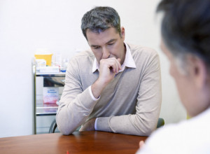 PRVI SIMPTOMI OPAKE BOLESTI USTA: Od ove vrste tumora češće oboljevaju muškarci, a jedna nezdrava navika je posebno opasna (FOTO)