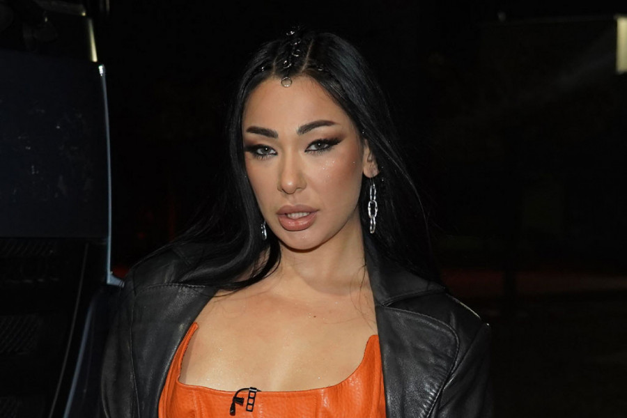 "TUŽNO JE OVO SLUŠATI KAO DA JE IZGUBILA KOMPAS": Sanja Vučić pod žestokim udarom i kritikama fanova koji su joj poručili da srlja u propast! (FOTO+VIDEO)