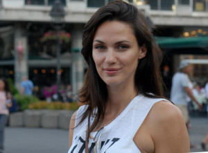 ČULA JE PLAČ I ODMAH PREKINULA SNIMANJE: Bojana se ni za trenutak nije premišljala šta da učini, komentari ne prestaju da se nižu (FOTO)