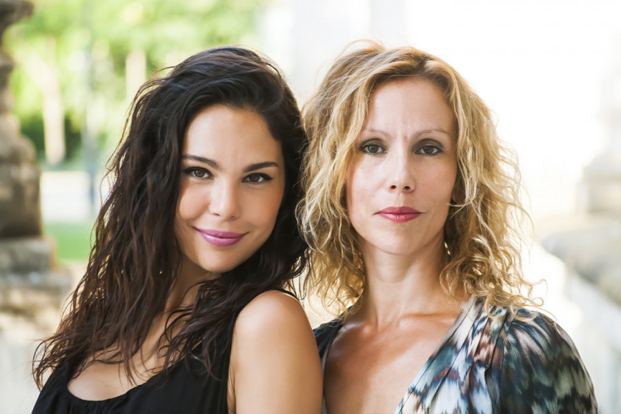 PLATILA JE ĆERKI 450 EVRA DA IZAĐE SA 100 MUŠKARACA: O potezu ova majke bruji internet, evo šta se desilo posle brojnih sastanaka (VIDEO)