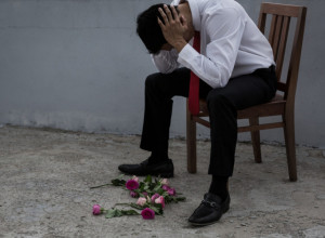 DELOVALO JE KAO DA ĆE IMATI IDEALNO VENČANJE, A ONDA JE MLADOŽENJA IZGOVORIO REČENICU KOJA JE SVE UNIŠTILA: Mlada je pobegla posle svadbe, svi bruje o rečima ovog muškarca (FOTO)