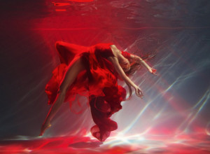 PRVA NEDELJA AVGUSTA DONOSI OLUJU SVIM HOROSKOPSKIM ZNACIMA: Nekima novac klizi iz ruke, a drugima se urušava brak (FOTO)