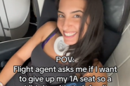 DEVOJKA NIJE USTUPILA MESTO DETETU U AVIONU: Usledila je drama na letu, a ovakvu reakciju roditelja nije mogla ni da nasluti (VIDEO)