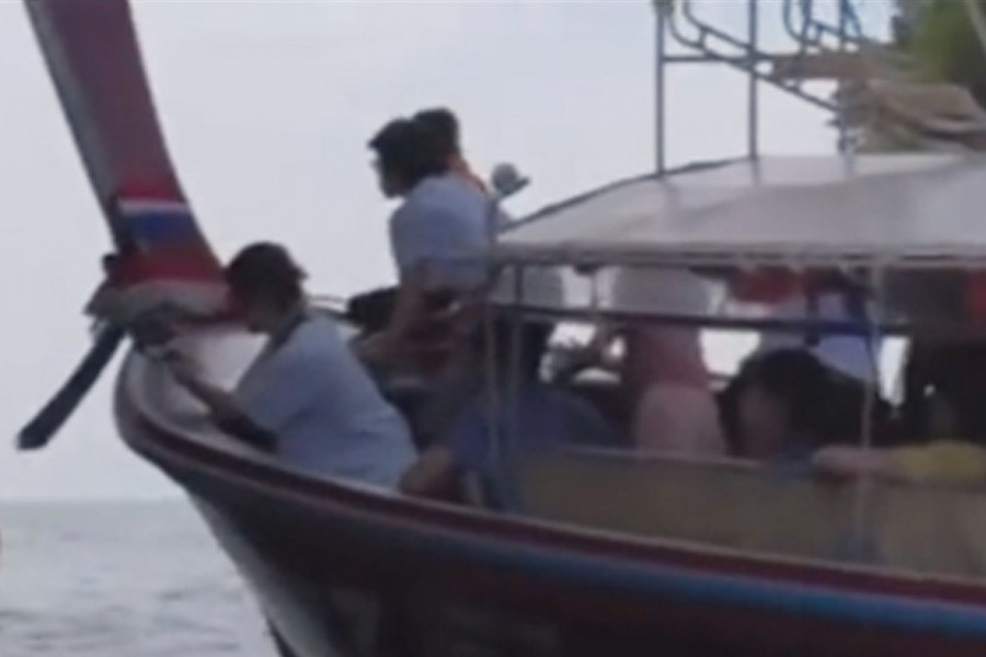 OVA SCENA LEDI KRV U ŽILAMA: Turisti zanemeli pred ovim zastrašujučim prizorom, a tek ono što su čuli prepalo ih je nasmrt! (VIDEO)