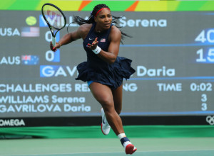 SERENA VILIJAMS U POODMAKLOJ TRUDNOĆI NE ODUSTAJE OD TRENINGA: Teniserkine klipove prate trudnice širom sveta, ovako izgleda njena dnevna rutina (VIDEO)