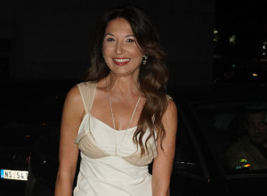 "ODUVEK SAM SANJAO O TEBI, TAKO SI MI BLIZU": Sanji Marinković nepoznati muškarac šalje uznemirujuće poruke (FOTO)