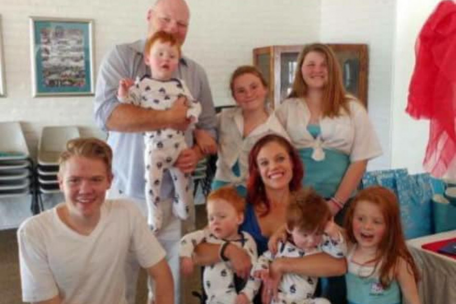 MISLILA JE DA NEĆE MOĆI DA IMA DECU, A ONDA JE NA ULTRAZVUKU VIDELA TRI BEBE: Kada je krenuo porođaj nastao je tajac i vriska, nije ni slutila koliko će sudbina biti okrutna (FOTO)