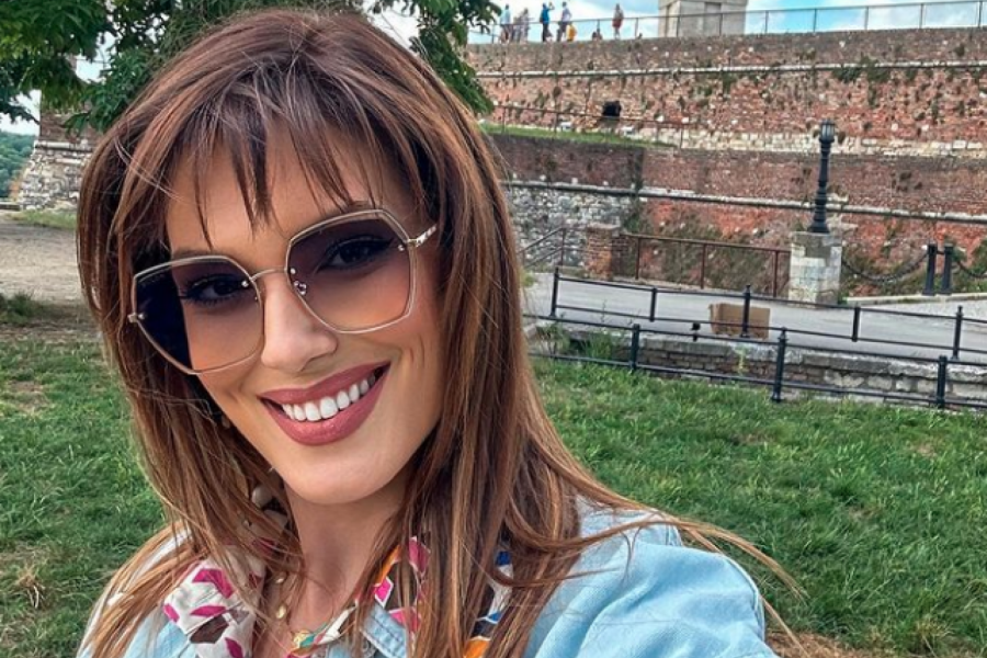 "NAJDIVNIJA ŽENO, VOLEO BIH DA SI SAMO MOJA": Nina Radulović u Grčkoj dobila bračnu ponudu! (FOTO+VIDEO)