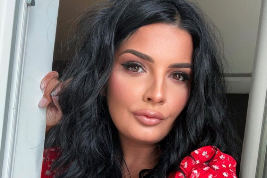 MILENI POPOVIĆ MISTERIOIZNI TURČIN IZJAVIO LJUBAV: Zbog ove fotografije uzburkao se Instagram (FOTO)