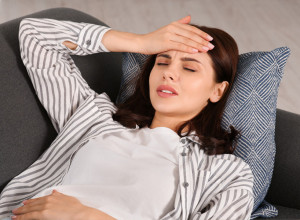 IMATE IZRAŽENU JUTRANJU MUČNINU? Postoji 6 uzroka ovakvog stanja, a nijedno nije trudnoća! (FOTO)