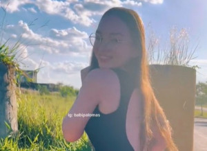 TRAŽI DEČKA IZ INDUSTRIJE ZA ODRASLE: Neće više da gubi vreme, a ovo je spisak njenih zahteva koje muškarac mora da ispuni  (VIDEO)