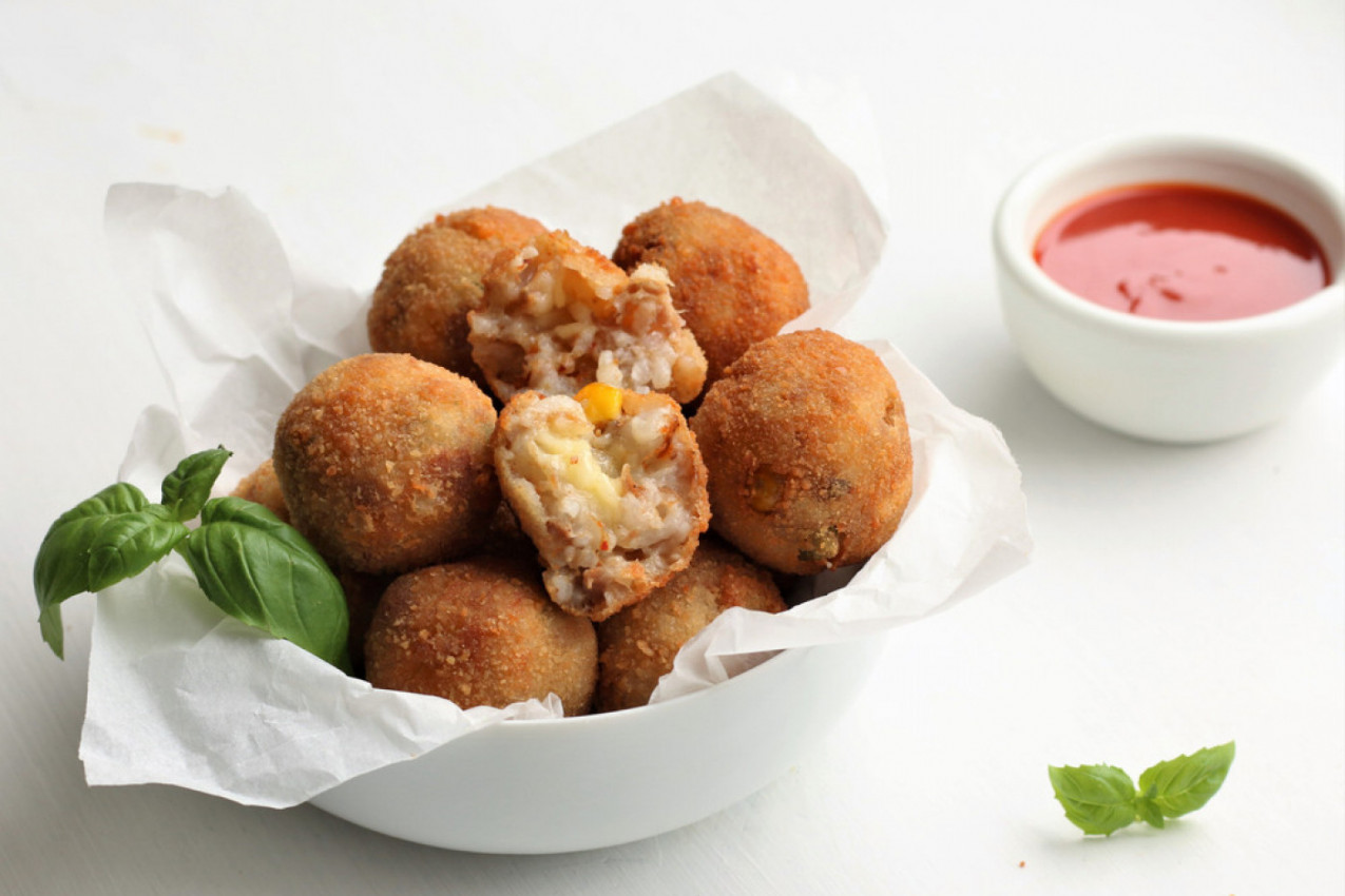 KROKETI OD KROMPIRA SA KAČKAVALJEM: Zalogaji u kojima ćete uživati (FOTO)