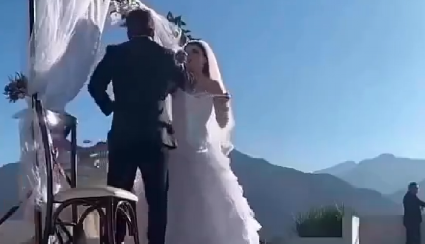 IMALI SU VENČANJE IZ SNOVA I NIŠTA NIJE SLUTILO NA INCIDENT KOJI JE USLEDIO: Mladoženja je bez emocija gledao kako se mlada bori za dah (FOTO+VIDEO)