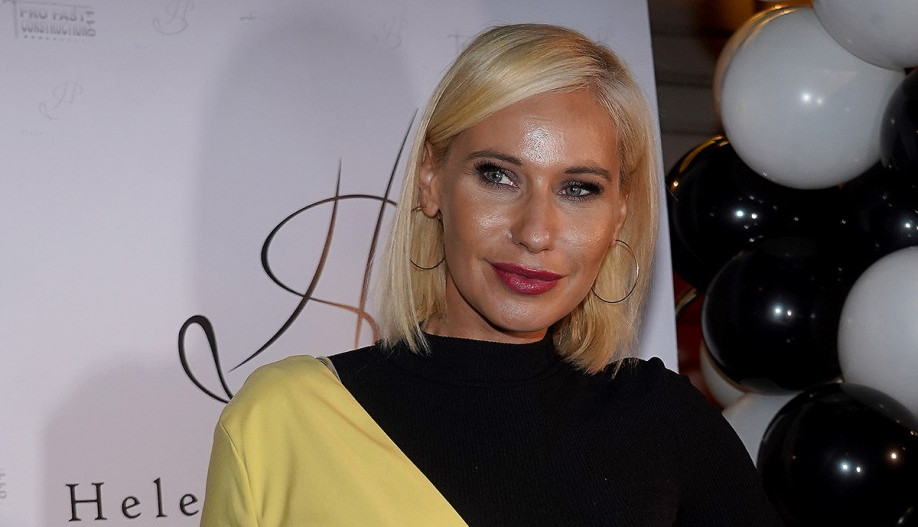 "BIO BI PONOSAN DA ZNAŠ DA SAM OVDE DOŠLA, NEDOSTAJEŠ MI": Marija Veljković poslala poruku koja kida srce i dušu (FOTO)