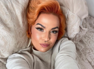 PRIHVATA SVE POKLONE MUŠKARACA KOJE NIKADA NIJE SRELA: "Dovoljno je da samo trepnem okicama i muškarci su već na kolenima" (FOTO)