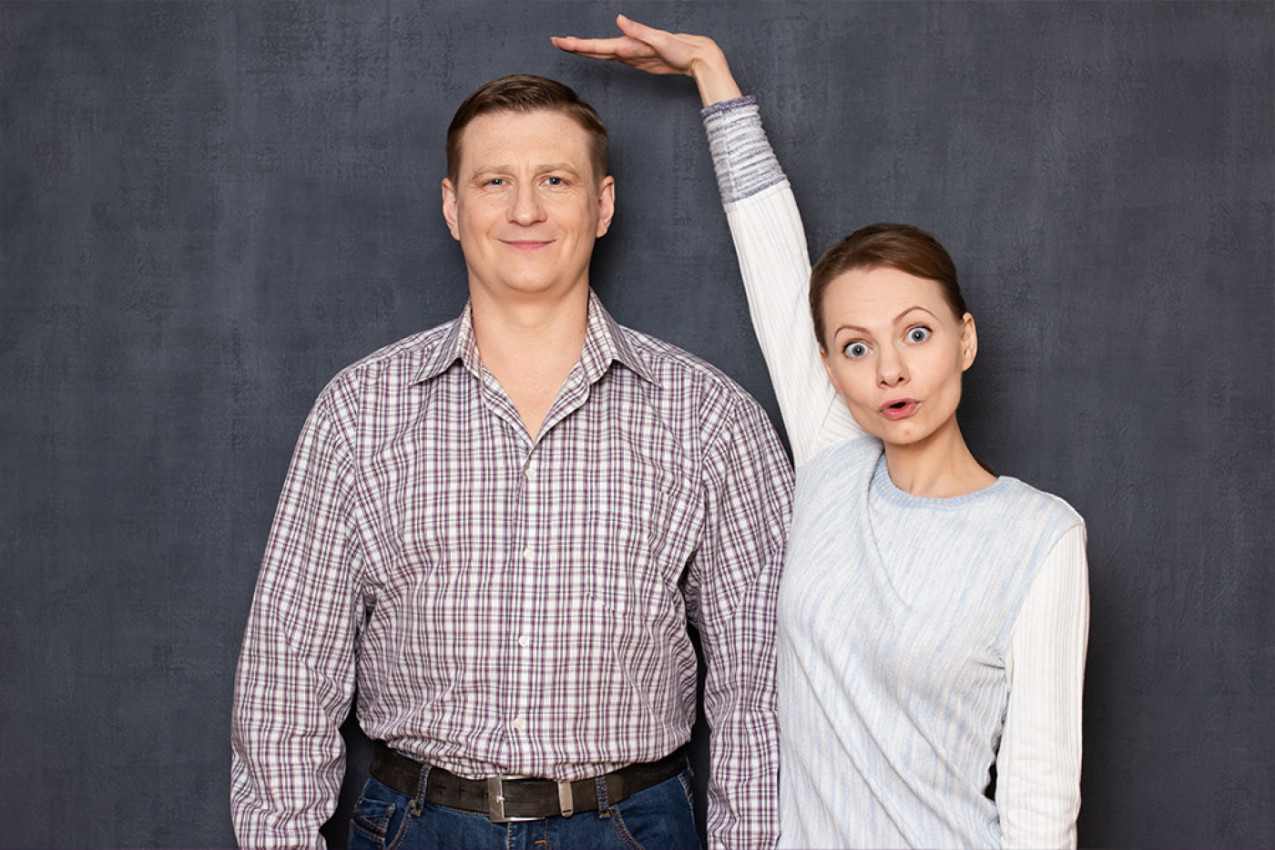 ZAŠTO NISKIM ŽENAMA ODGOVARAJU VISOKI MUŠKARCI I OBRNUTO? Evo šta stručnjaci za veze imaju da kažu o razlikama u visini!