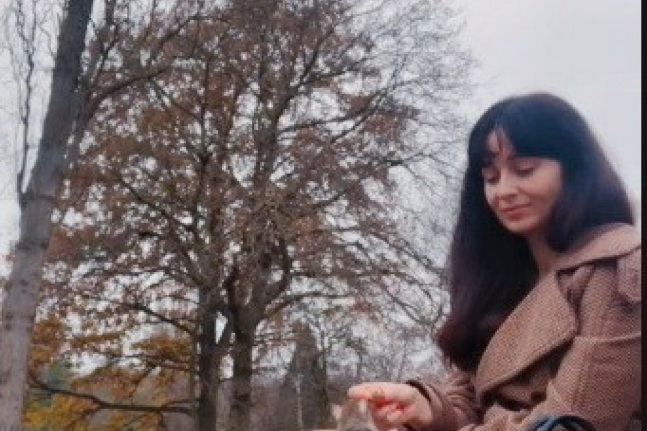 KAD ONA SEDNE U PARK DOGODI SE ČUDO: Nazivaju je Snežanom, životinje pohrle ka njoj, a nećete videti ništa lepše od ovoga danas! (VIDEO)