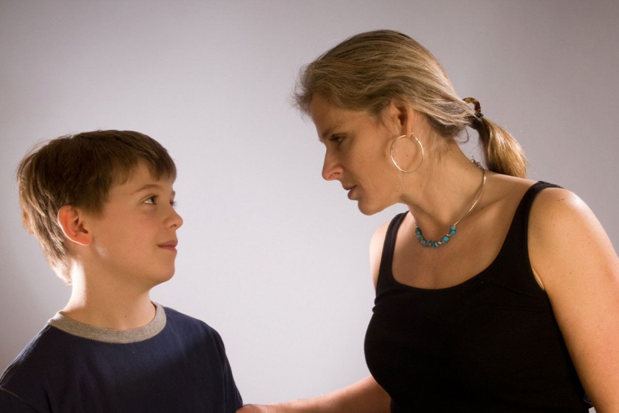 MAJKA SE NAŠLA NA METI ŽESTOKIH OSUDA: Nazivaju je samoživom zato što je odbila da sinu plaća trening iz sebičnog razloga!