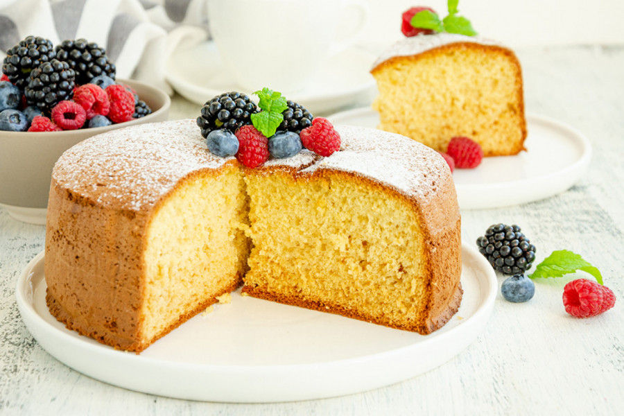 BAKIN RECEPT ZA PATIŠPANJ ALI BEZ GLUTENA: Starinski kolač na moderan način koji miriše na detinjstvo