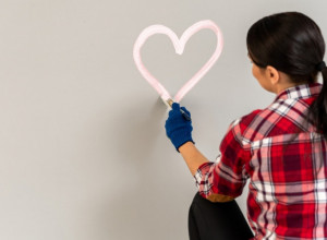 DA LI SU AKRILNE BOJE ZAISTA VODOPERIVE: Ovo je odgovor na dilemu u vezi uređenja doma (FOTO)