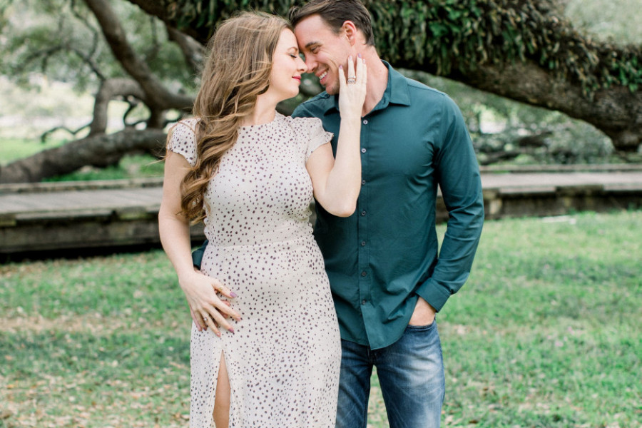 OSTALA JE UDOVICA, A ONDA JE UPOZNALA NJEGA: Zbog romanse sa mlađim muškarcem naišla je na žestoku osudu porodice, a onda je jedan znak izazvao dobro poznati strah