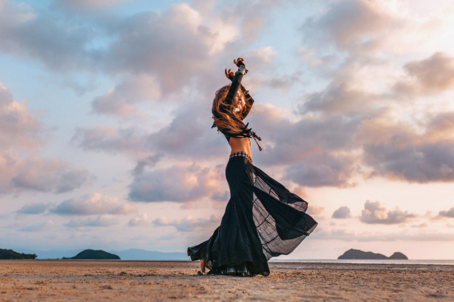 VOLE SVE DA PROBAJU PA DA ODABERU: Ovi znaci horoskopa promene najviše partnera pre braka (FOTO)