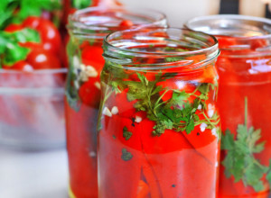 POPULARNA TURŠIJA SA JUGA SRBIJE: Peglana paprika najtraženiji recept za zimnicu bez konzervansa i vinobrana