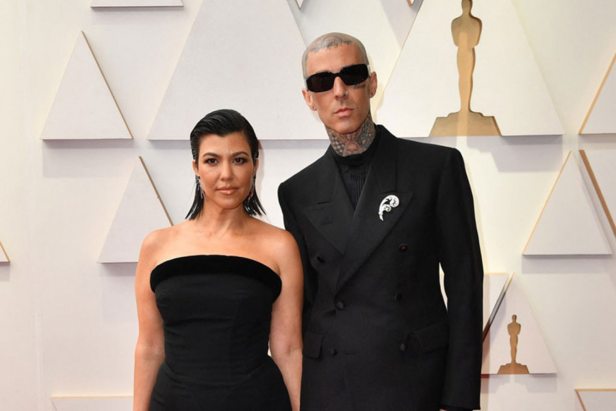 KORTNI KARDAŠIJAN IMALA HITNU OPERACIJU FETUSA, BEBI JE BIO UGROŽEN ŽIVOT: "Ranije sam imala tri veoma lake trudnoće, uopšte nisam bila spremna sada na ovaj strah!" (FOTO+VIDEO)