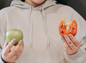 DA LI SU VEŠTAČKI ZASLAĐIVAČI OPASNIJI OD ŠEĆERA: Stručnjaci objasnili koje su posledice dugotrajnog korišćenja ovih sintetičkih supstanci, oglasila se i SZO!