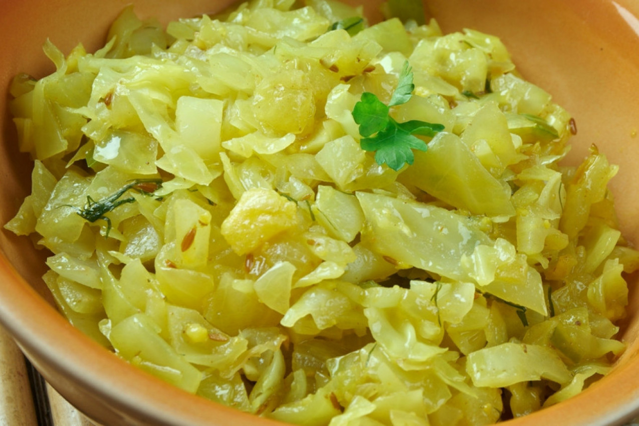 KAKO NAPRAVITI KUPUS RIBANAC: Domaći recept za omiljeno jesenje povrće (FOTO)