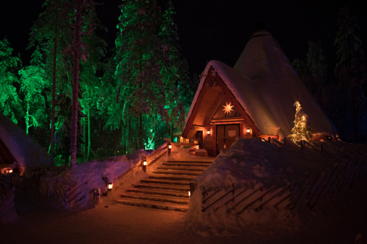 LAPONIJA, MAGIČNO SELO DEDA MRAZA: Ovo mesto morate posetiti do kraja godine (VIDEO)
