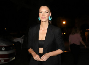 OVAKO KILIBARDA IZGLEDA 4 MESECA POSLE POROĐAJA! Objavila fotografiju i poruku koja nikoga ne ostavlja ravnodušnim: Ovo sam nova ja! (FOTO)