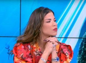 POTRESNA ISPOVEST POZNATE NOVINARKE O PAKLU ANOREKSIJE: "Izgubila sam menstruaciju, opala mi je kosa, a koža bila prozirna" (FOTO)