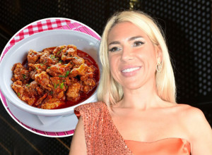 RECEPT JOVANE JEREMIĆ ZA NEDELJNI RUČAK: "Jovaninu papazjaniju" još niste probali  (FOTO)