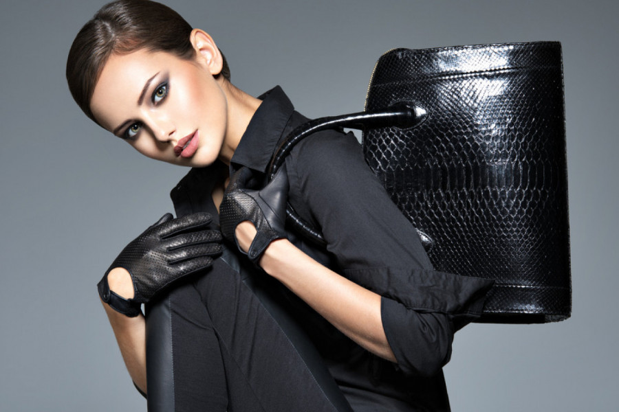 ZALIZANA KOSA JE PONOVO U TRENDU: Evo kako da napravite frizuru koja je hit jeseni (FOTO)