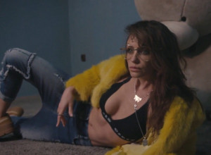 LEPOTICA IZ PLEJBOJA ZALUDELA BALKAN: Zavodljiva Bugarka ne pristaje na brak, novi imućni dečko strahuje da je zaprosi (VIDEO)