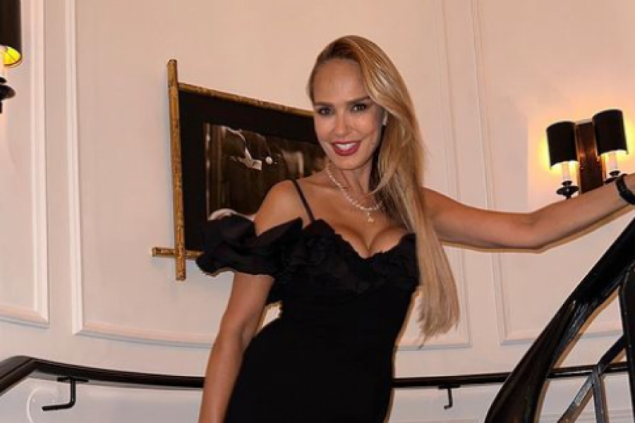 O OVOJ POZI MARIJANE MATEUS SVI PRIČAJU: Dekolte u prvom planu, a suknja nikad kraća, ovu fotografiju čuvala je u tajnosti (FOTO)