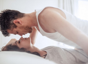 GODINAMA SAM U BRAKU, ALI NIKAD NISAM DOŽIVELA ZADOVOLJSTVO U KREVETU: Ispovest udate žene podigla je buru u javnosti (FOTO)