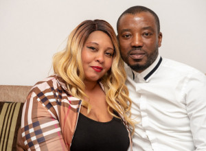 OTIŠLA JE NA ZATEZANJE STOMAKA PA ZAVRŠILA U KOMI: Mama osmoro dece prošla kroz agoniju zbog estetske operacije