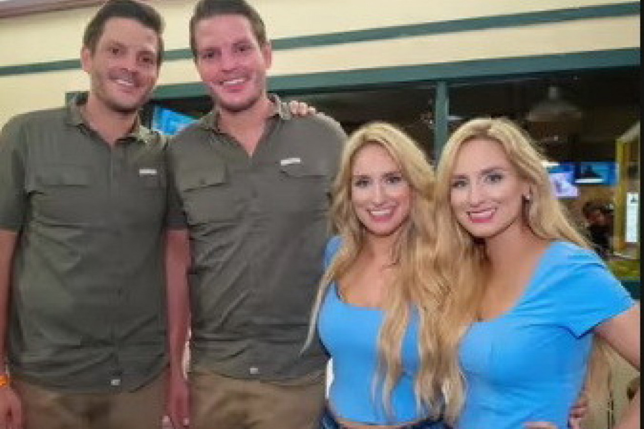 SESTRE BLIZNAKINJE UDALE SU SE ZA BRAĆU BLIZANCE: Uprkos upozorenju lekara ostale su trudne u isto vreme, šok je usledio kad su se bebe rodile! (VIDEO)