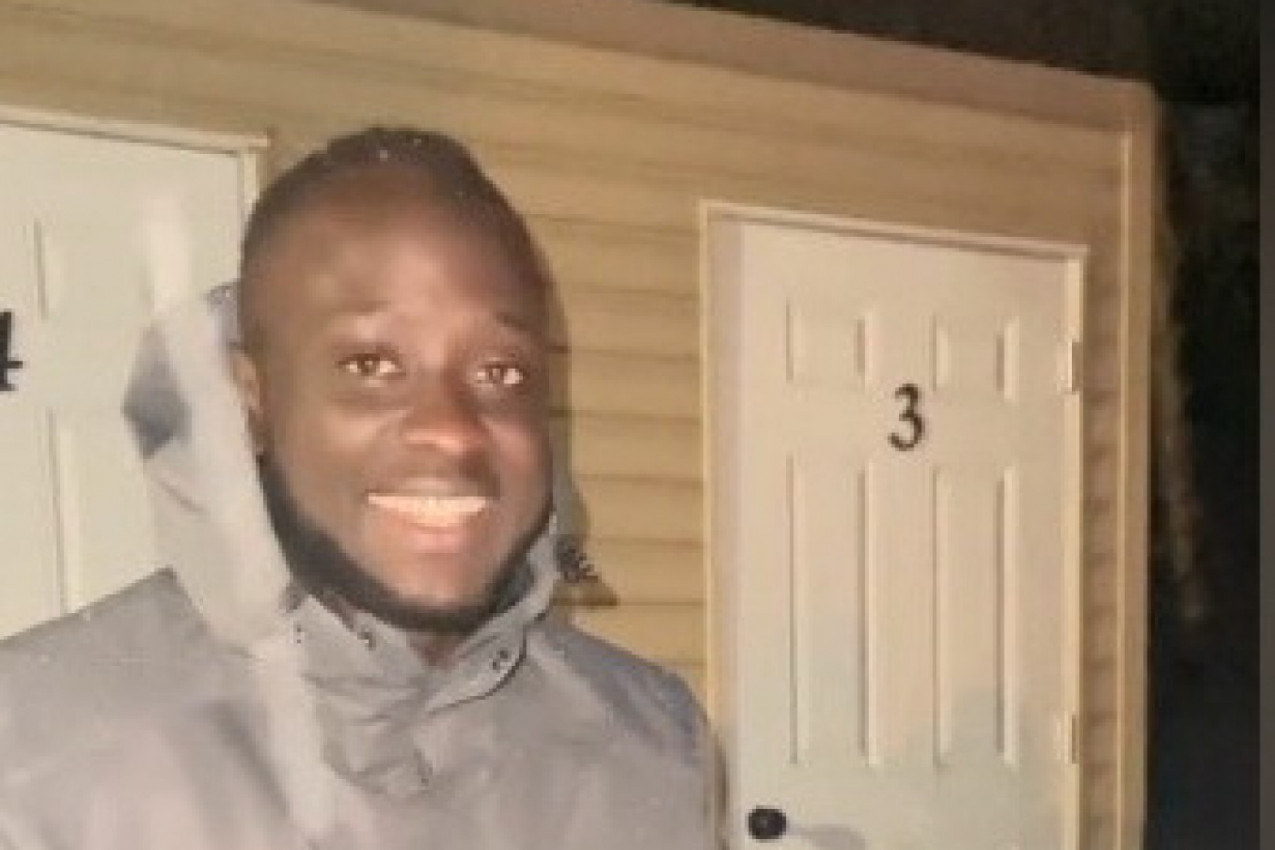 OVAJ ČOVEK JE PRVI PUT VIDEO SNEG: Njegova urnebesna reakcija je nasmejala sve na mrežama, komentari se samo nižu! (VIDEO)