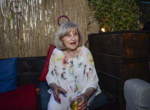 "NARUČILA SAM KAFU, SELA DA NAPIŠEM PISMO I DA SE BACIM": Mira Banjac je htela da se ubije, spasio je poziv ovog čoveka! (FOTO)